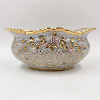 Конфетница (ёмкость для хранения) с лепным декором, фарфор, люстр, золочение, Кисловодский фарфор - Феникс, СССР, 1970-1990 гг.