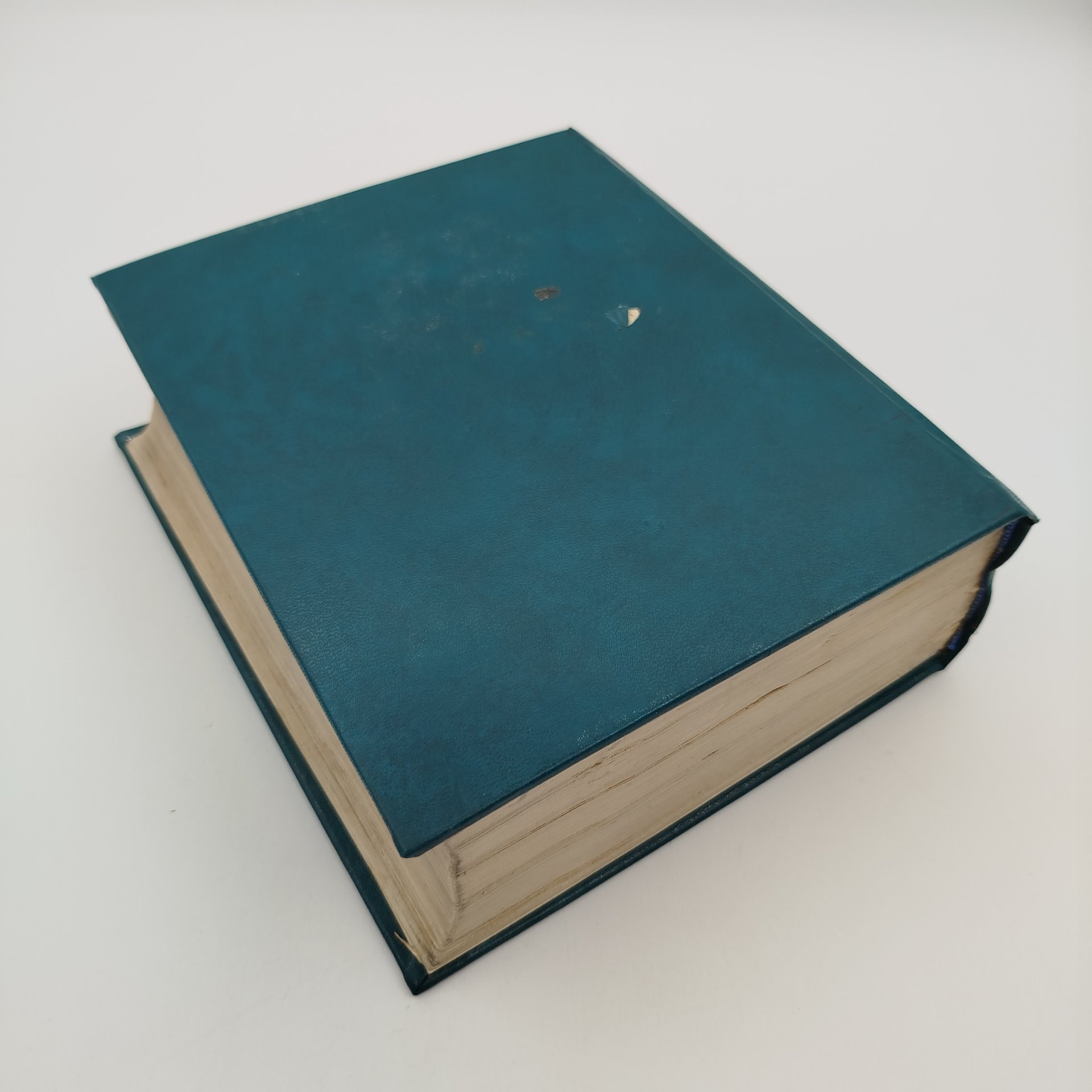 Книга "Октоих, сиречь осьмогласник, с 1 гласа по 5", бумага, (верже) печать, Издательство «Синодальная типография», Российская империя, 1854 г., Издательство «Синодальная типография»