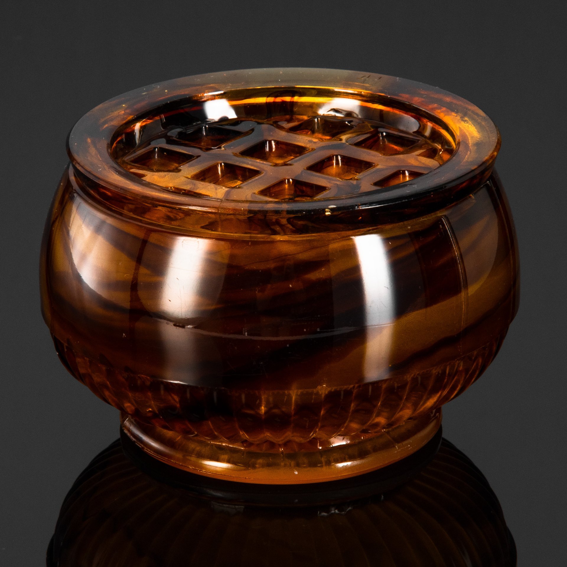 Ваза-подставка для цветов (роуз-боул, rose-bowl) "Amber Cloud", компания "George Davidson & Co", стекло, матовое, пресс, Великобритания, 1920-1930 гг.