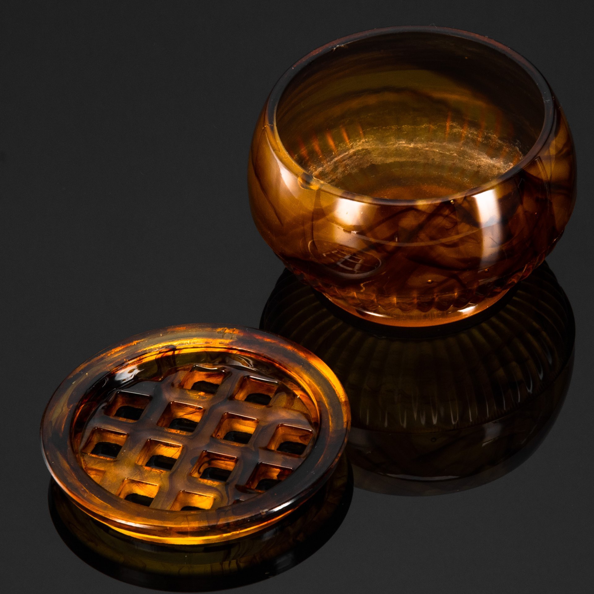 Ваза-подставка для цветов (роуз-боул, rose-bowl) "Amber Cloud", компания "George Davidson & Co", стекло, матовое, пресс, Великобритания, 1920-1930 гг.