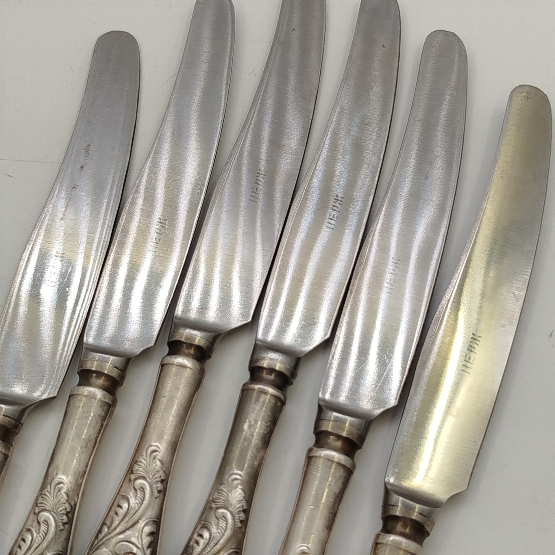 Набор из шести десертных ножей "Пламя"