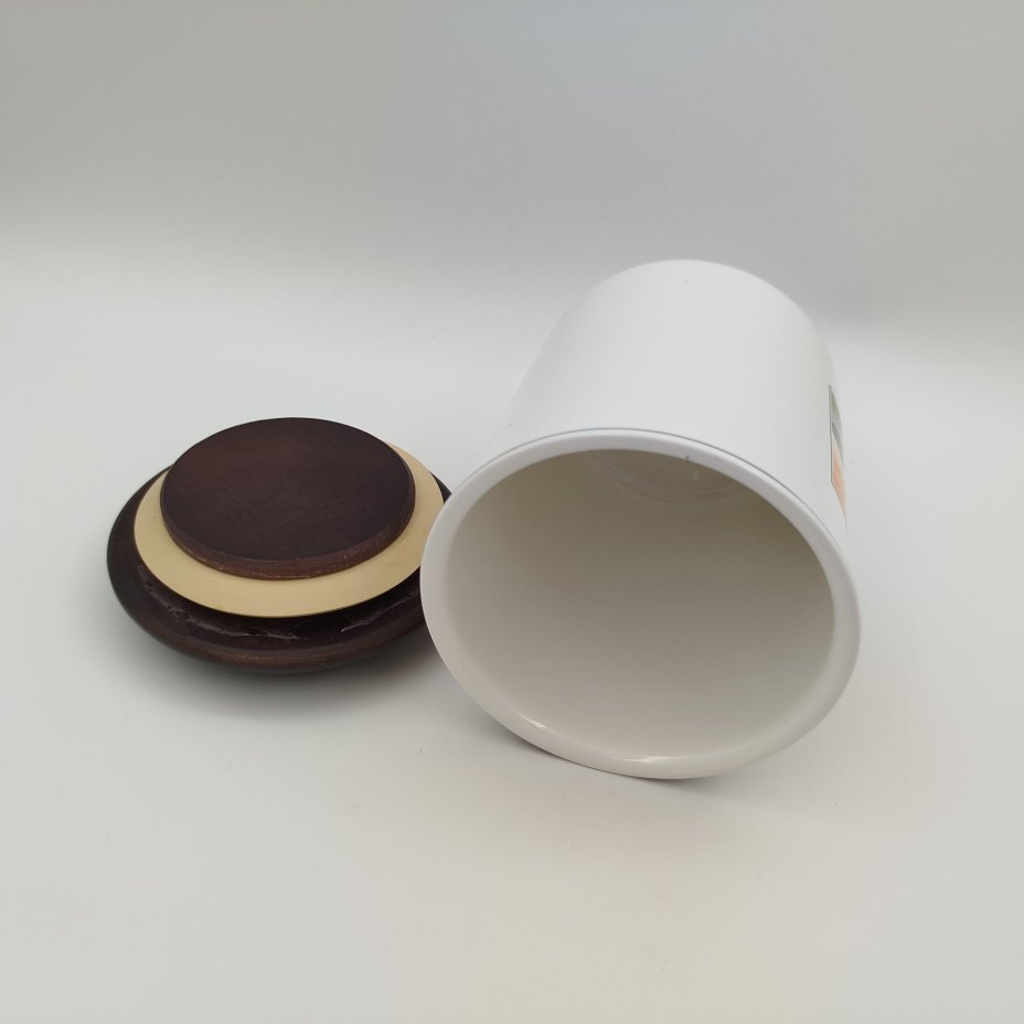 Банка для сыпучих продуктов (для чая, специй), серия "Design Naif", автор Жерар Лаплау (Gérard Laplau), фарфор, деколь, дерево (крышка), Villeroy & Boch, Villeroy & Boch