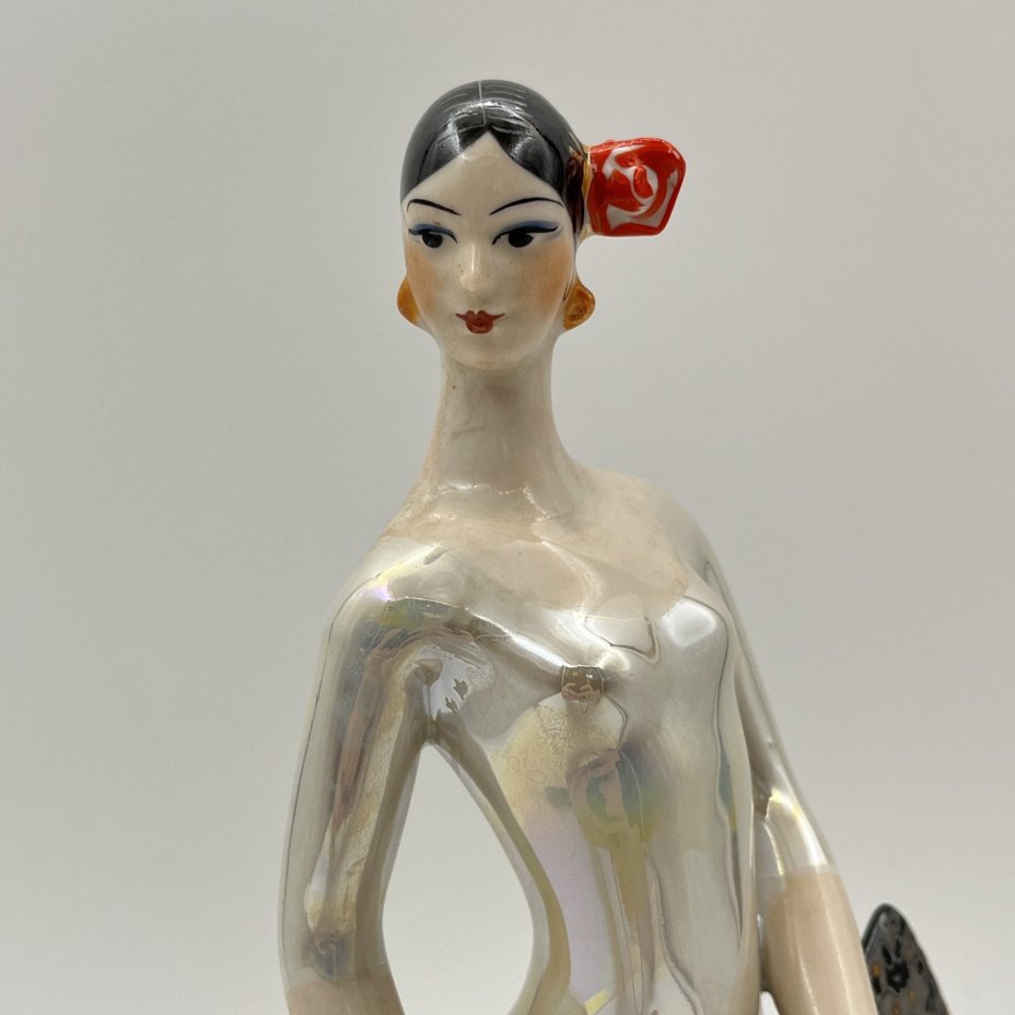 Статуэтка "Кармен" ("Испанский танец"), автор О. Л. Жникруп