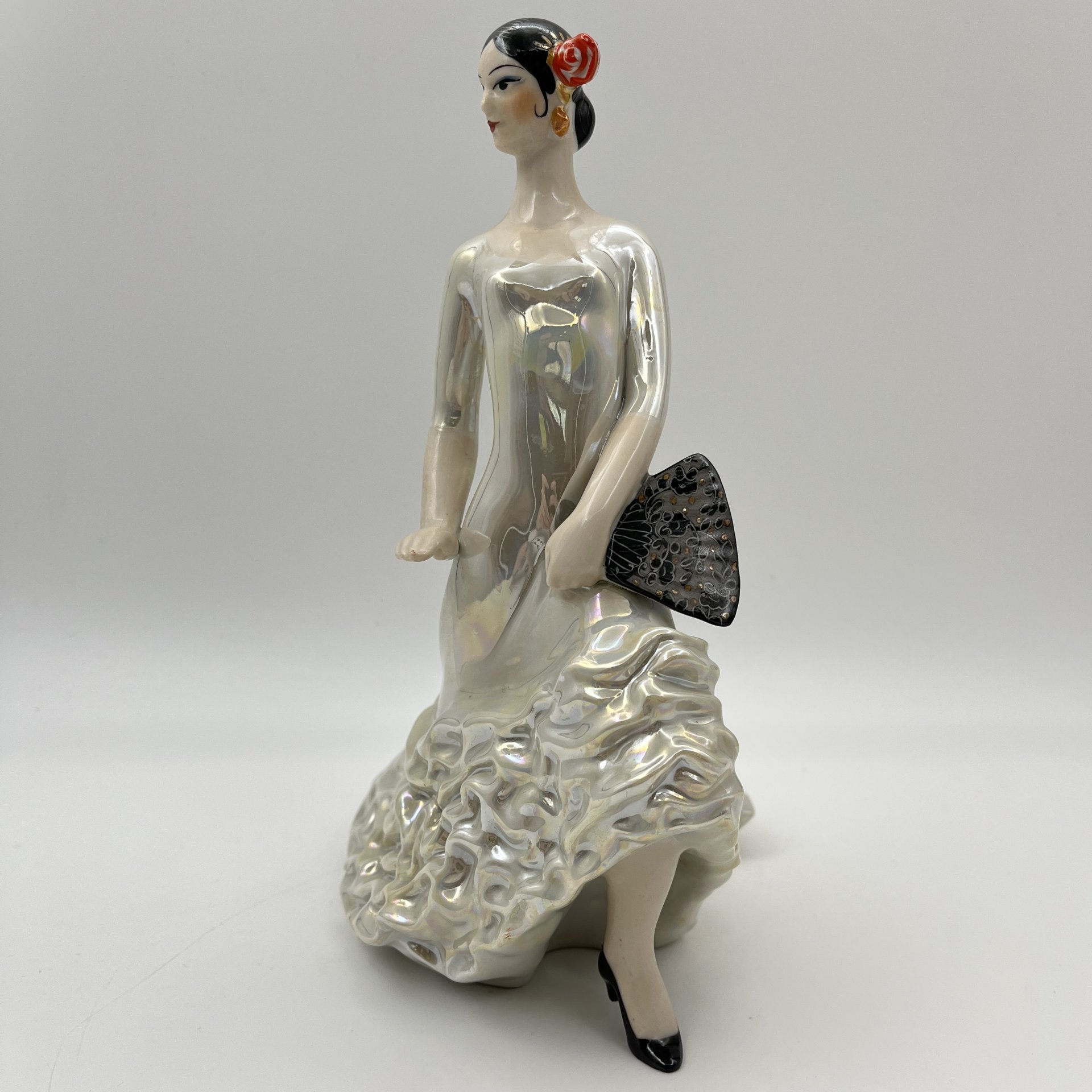 Статуэтка "Кармен" ("Испанский танец"), автор О. Л. Жникруп