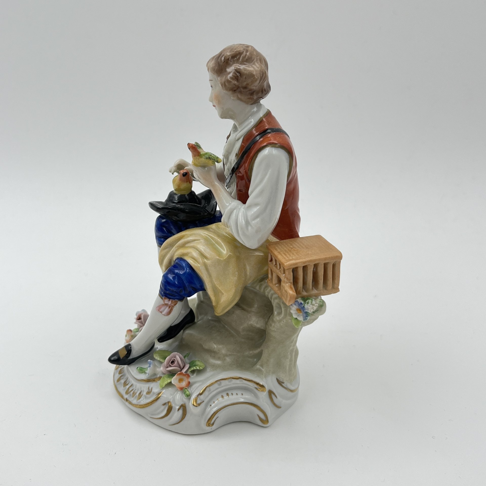 Статуэтка "Птичник", фарфор, роспись, золочение, Sitzendorf, Германия, 1950-1972 гг.