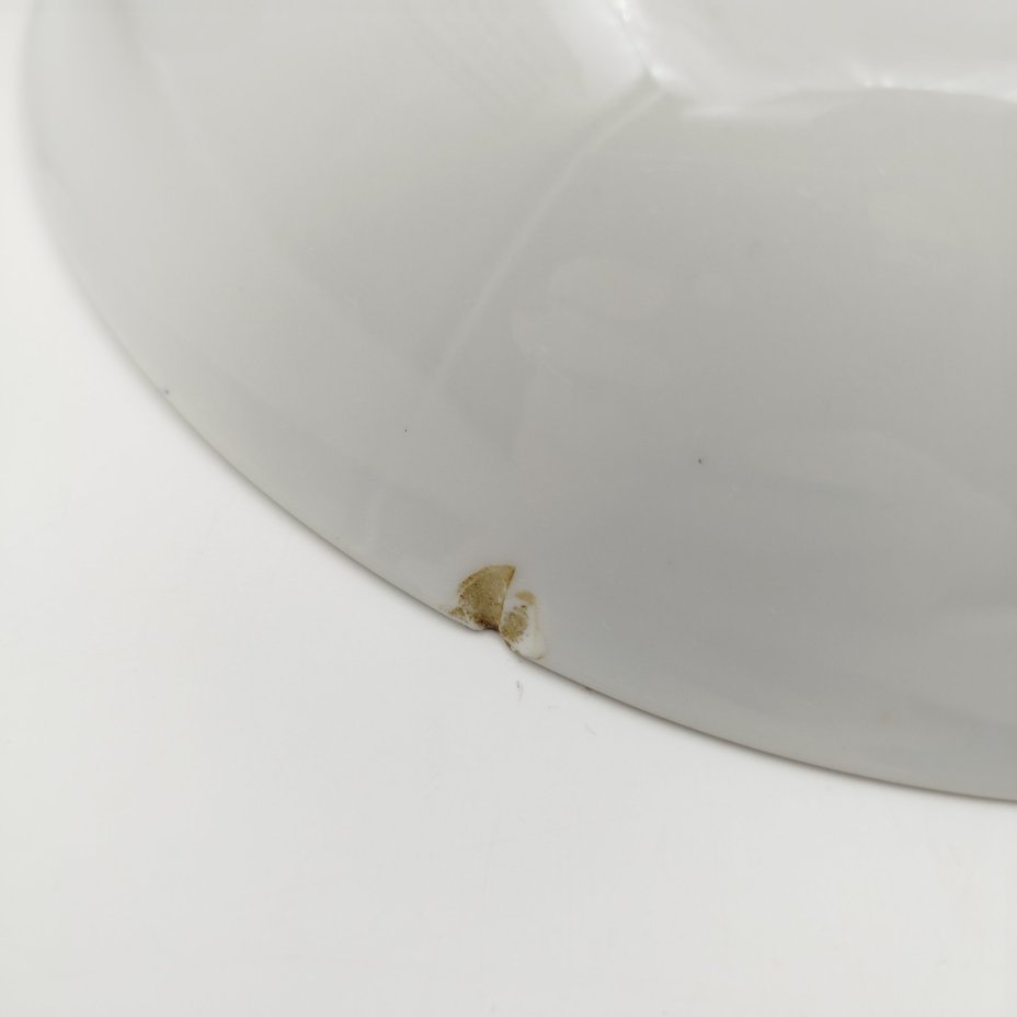 Пара глубоких блюд "Луковый узор" (одно со сколом), "Bohemia inglazed"