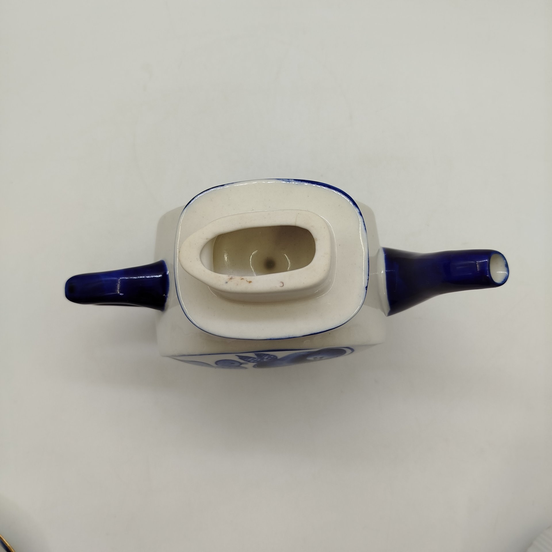 Чайник заварочный с растительным декором, фарфор, роспись, Объединение «Гжель», СССР, 1972-1985 гг.