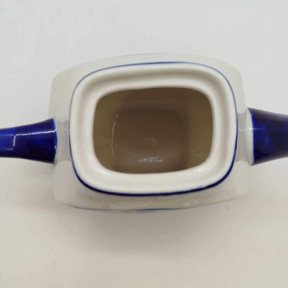 Чайник заварочный с растительным декором, фарфор, роспись, Объединение «Гжель», СССР, 1972-1985 гг.