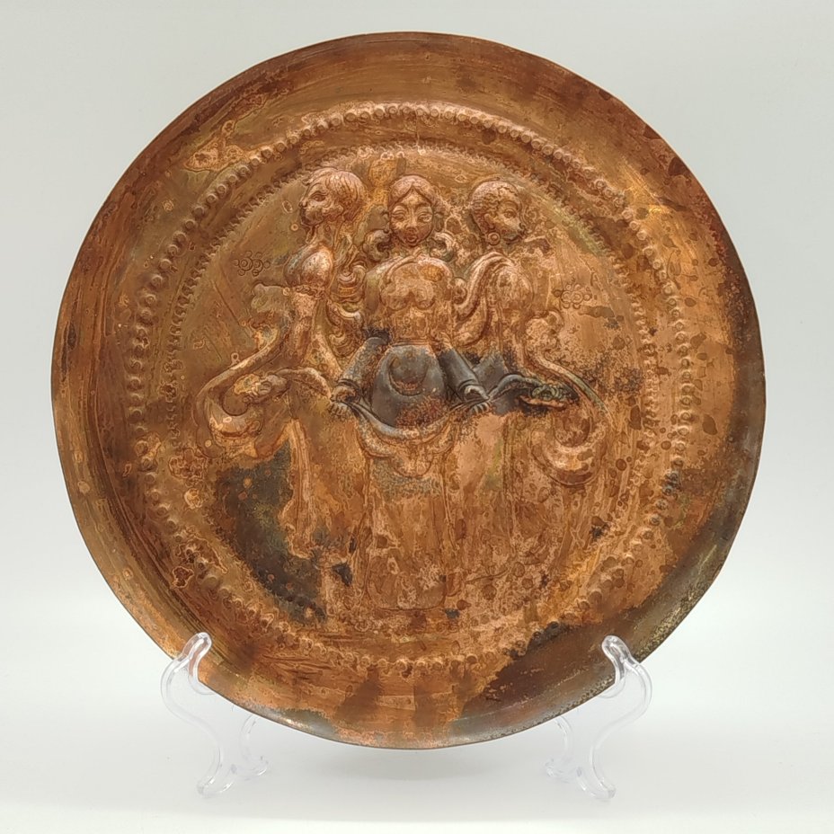 Тарелка настенная "Три грации"