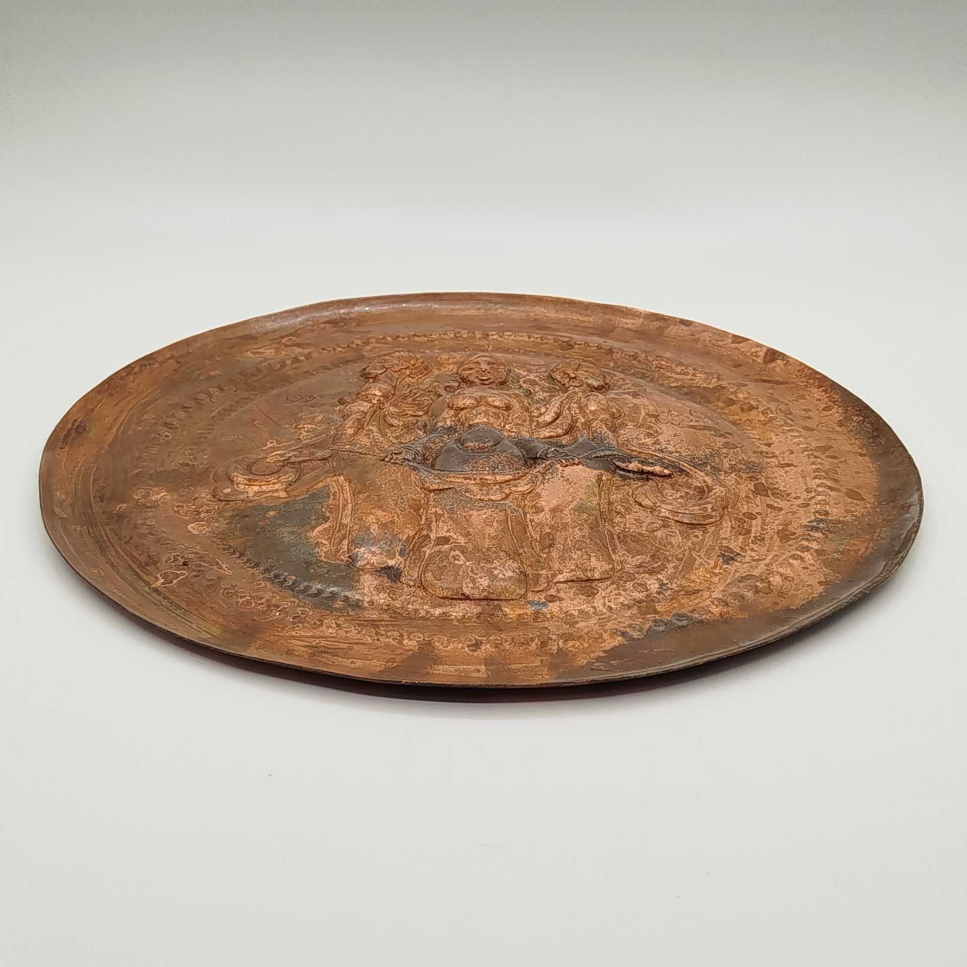 Тарелка настенная "Три грации"