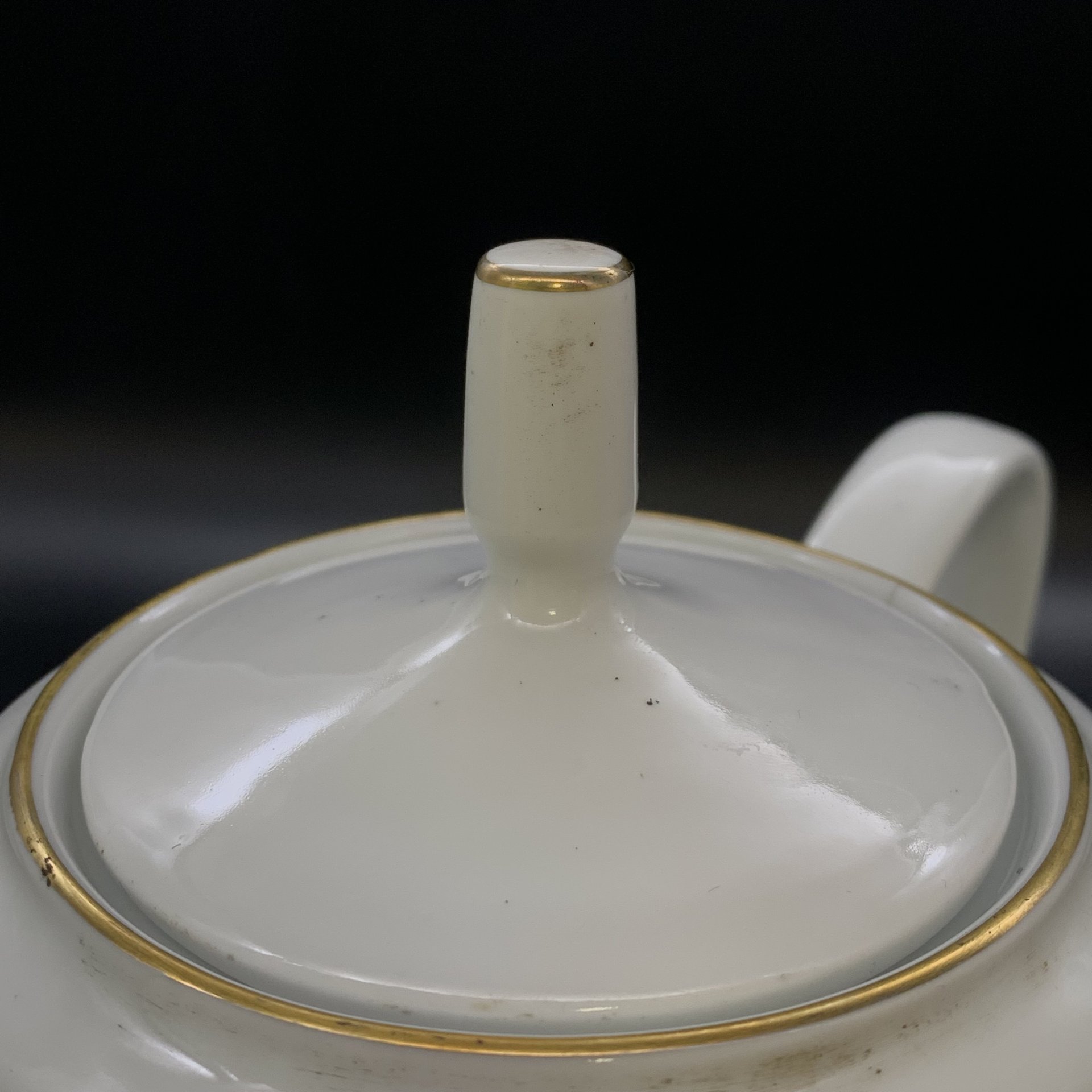 Кофейник с декором в виде розы, фарфор, деколь, золочение, Kahla, Германия, 1970-1990 гг., Kahla