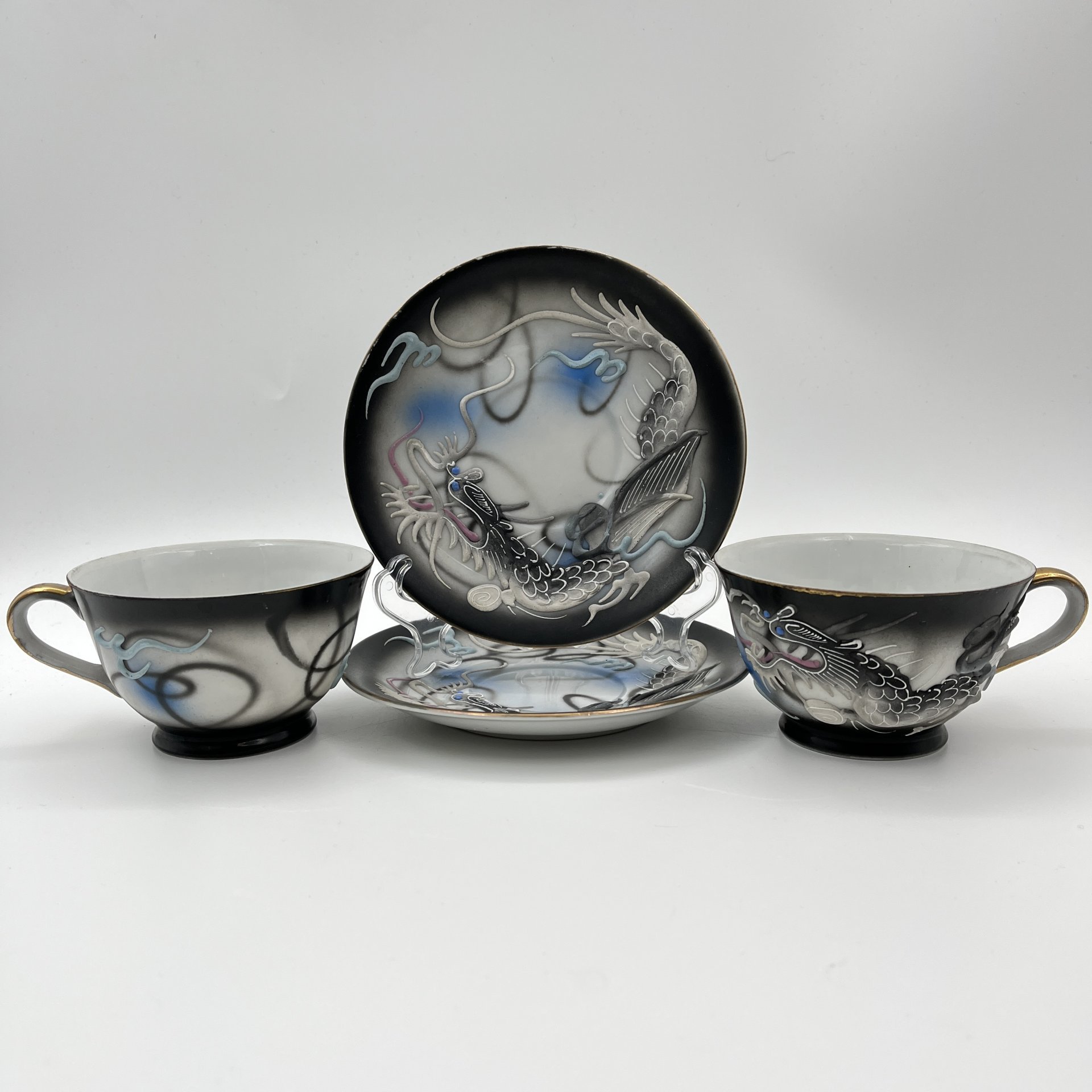 Набор из 2-х чайных пар "Дракон",  Lux Porcelain FAHD M.K., фарфор, бисквит, роспись, золочение, Азия, 1970-1990 гг.