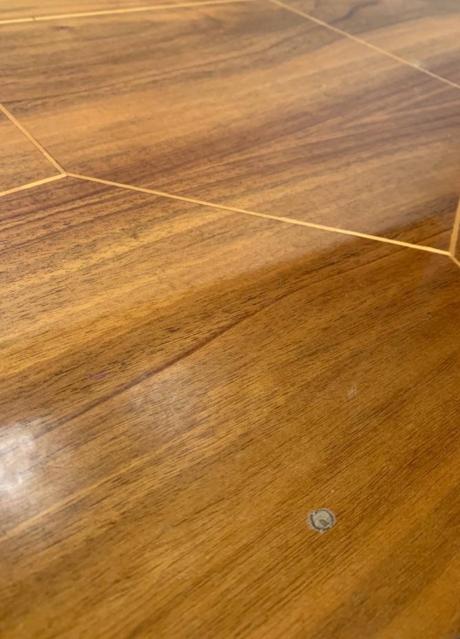 Столик журнальный