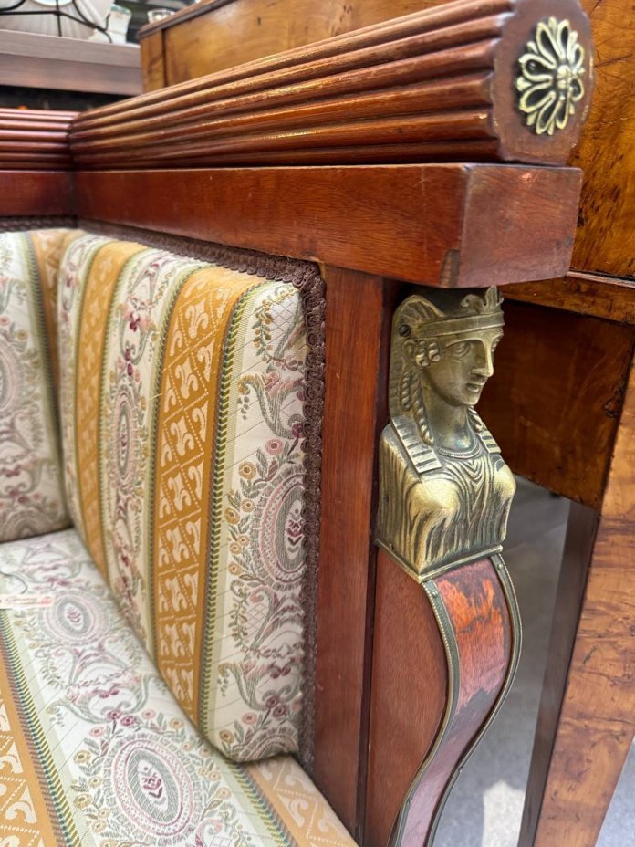 Кресло угловое в стиле Ампир