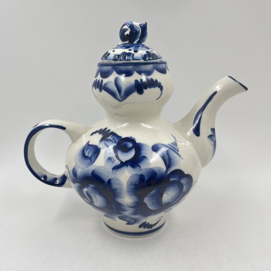 Доливной чайник с цветочным декором (крышка в подборе), фарфор, роспись, Речицкий фарфоровый завод (Гжель), СССР, 1970-1980 гг., Речицкий фарфоровый завод (Гжель)
