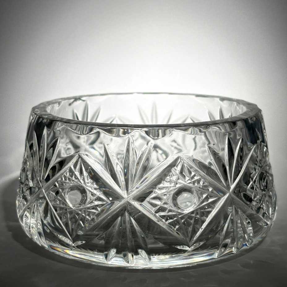 Конфетница с рельефным декором, хрусталь, Россия, 1980-2000 гг.