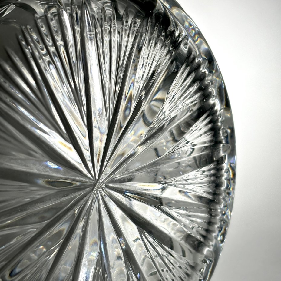 Конфетница с рельефным декором, хрусталь, Россия, 1980-2000 гг.