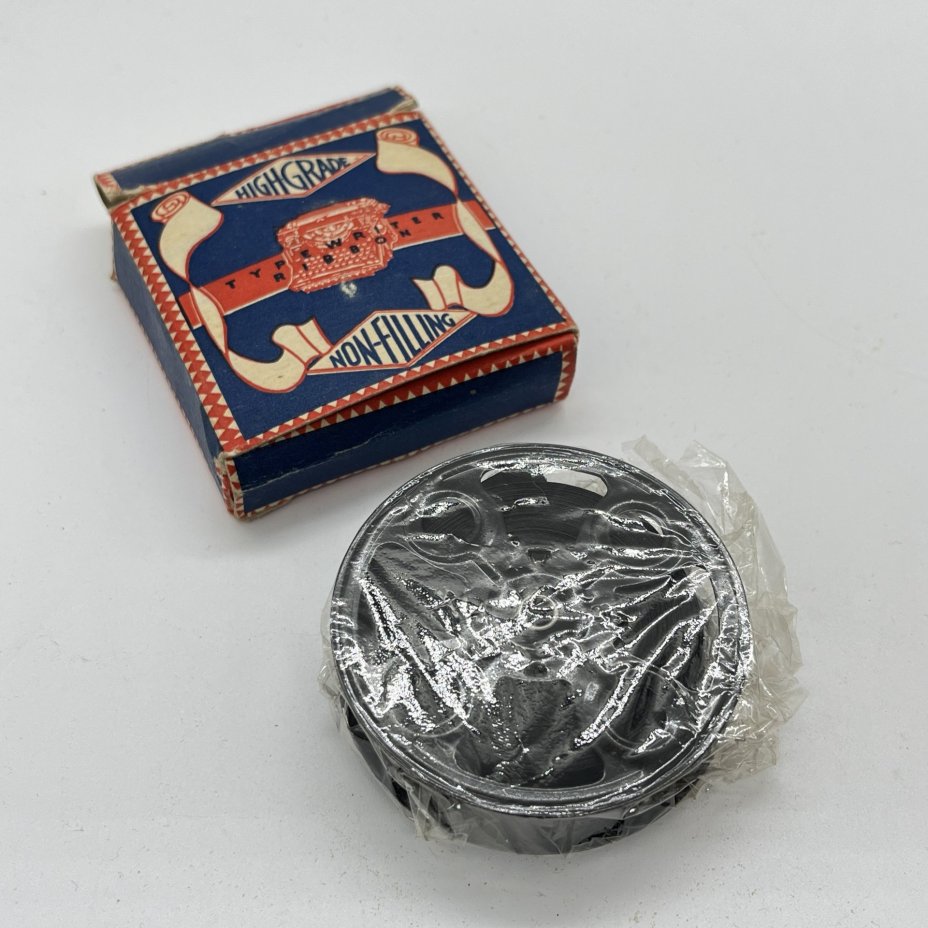 Лента для печатной машинки Franklin Ribbon & Carbon Co. в оригинальной упаковке