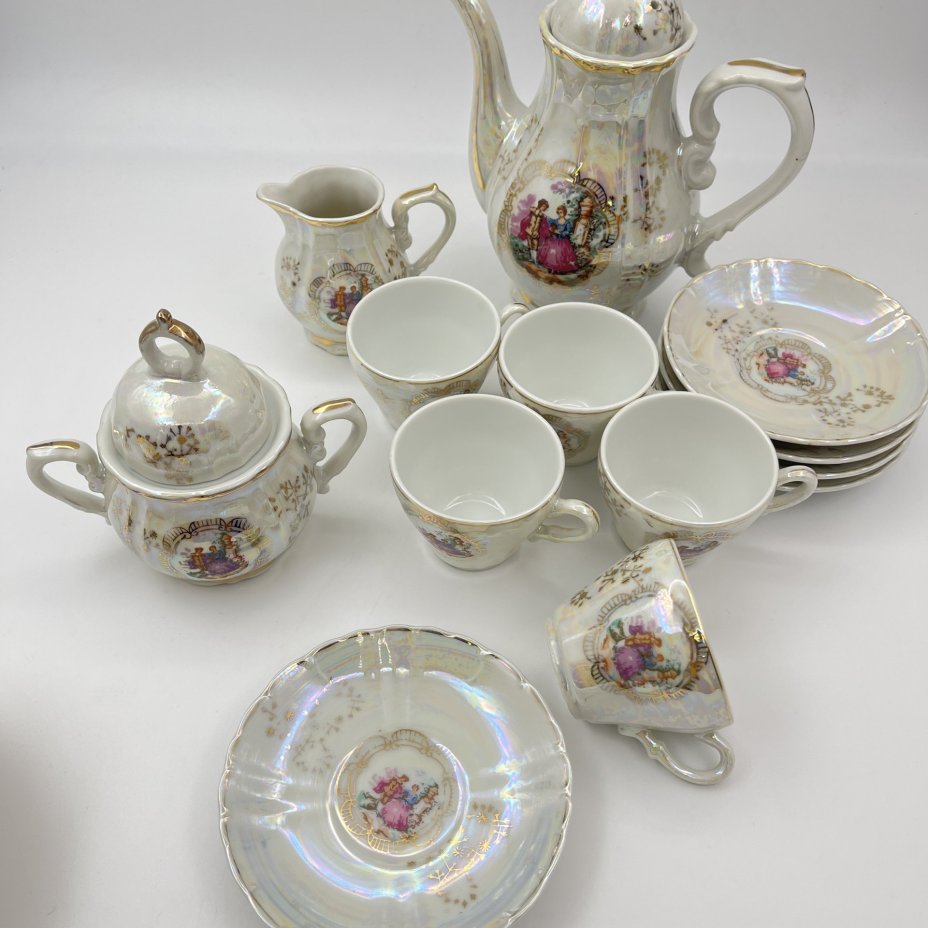 Кофейный музыкальный сервиз "Мадонна" на 5 персон (13  предметов)