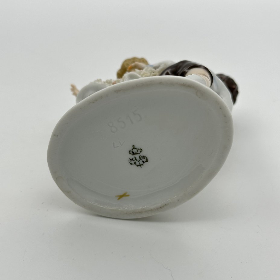 Статуэтка "Дети на лугу", фарфор, кружевной фарфор, роспись, Unterweissbach Werkstätten (Унтервайсбах), Германия, 1940-1948 гг.