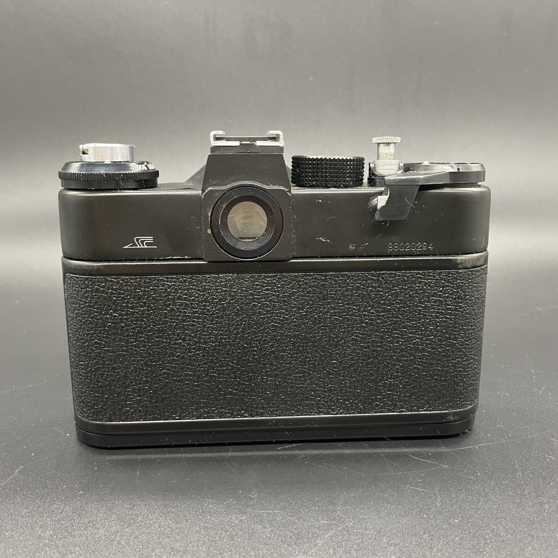 Фотоаппарат "Зенит-ЕТ" с объективом "Гелиос 44-2" в оригинальном кофре, Минский механический завод им. С.И. Вавилова  (БелОМО)