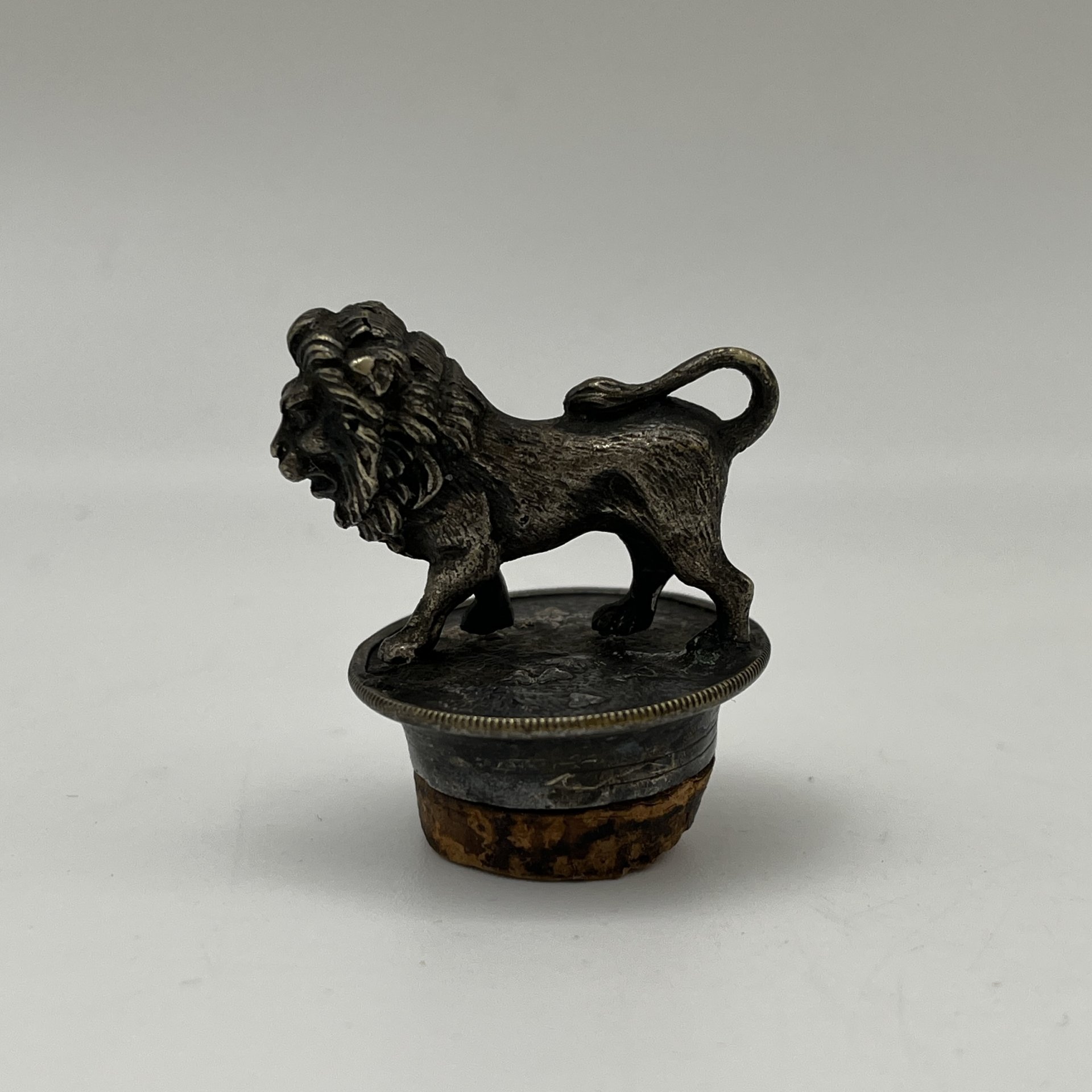 Пробка фигурная для штофа "Лев", металл, Западная Европа, 1900-1930 гг.