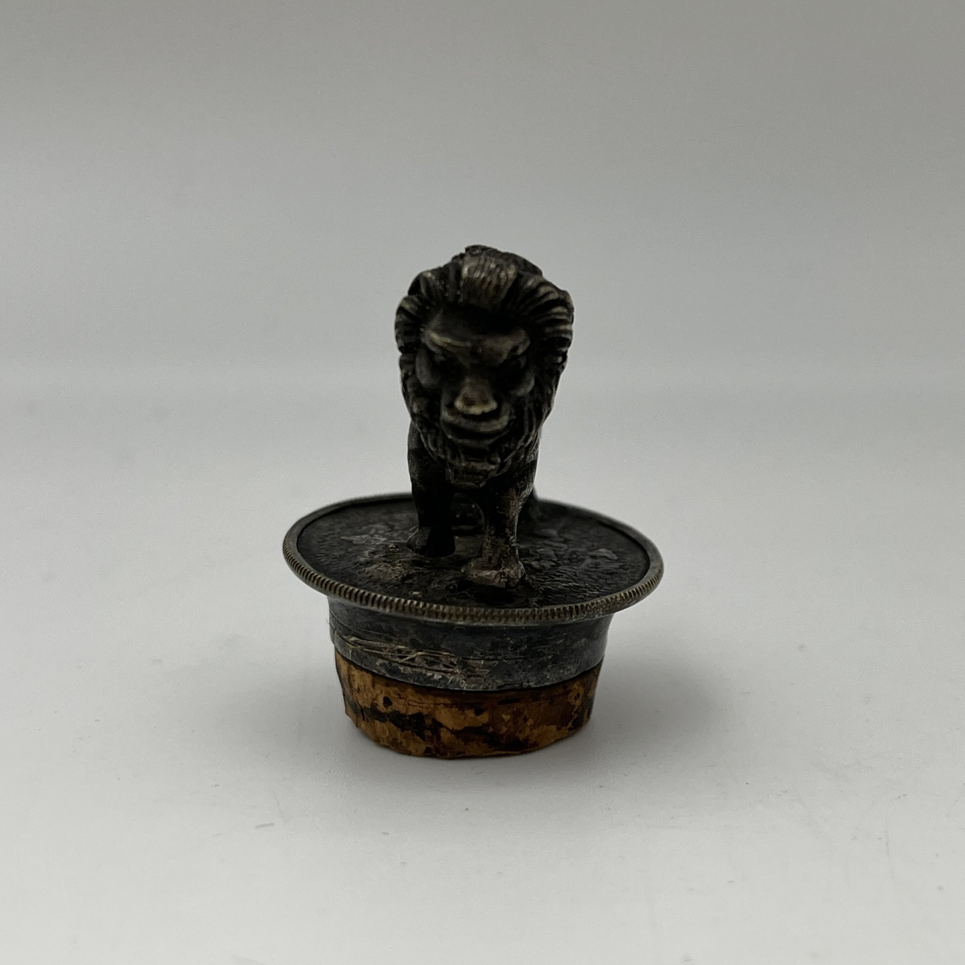 Пробка фигурная для штофа "Лев", металл, Западная Европа, 1900-1930 гг.