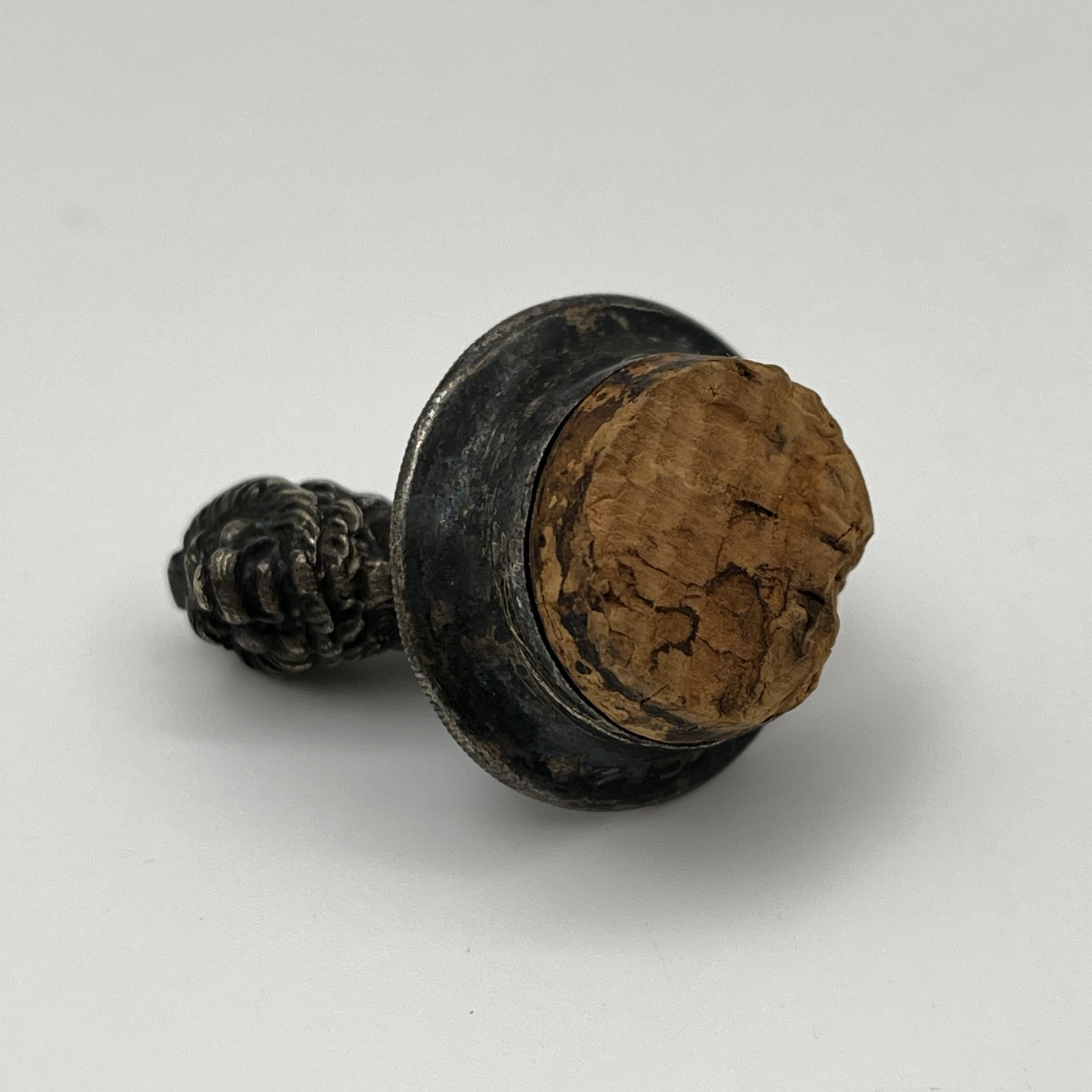 Пробка фигурная для штофа "Лев", металл, Западная Европа, 1900-1930 гг.