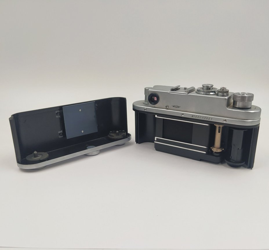 Фотоаппарат "Зоркий-4" с объективом "Индустар-50" в оригинальном кофре, металл, пластик, кожа, стекло, Красногорский механический завод (КМЗ), СССР, 1956-1973 гг.