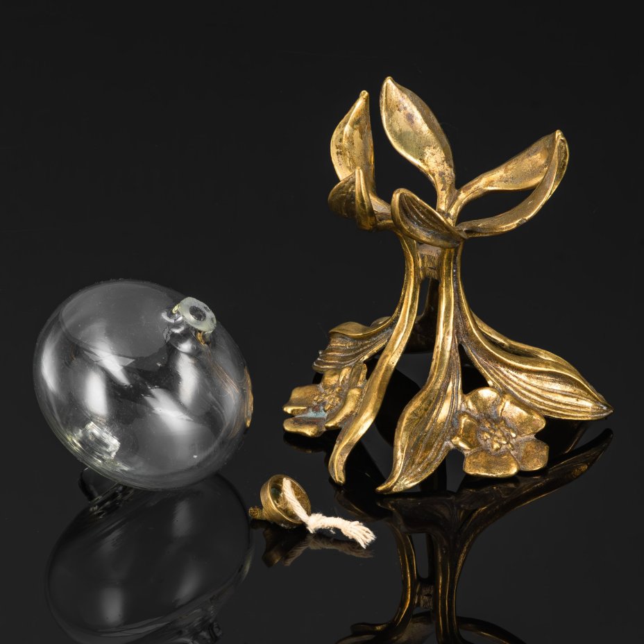 Лампа масляная в стиле модерн на фигурном основании в виде цветов