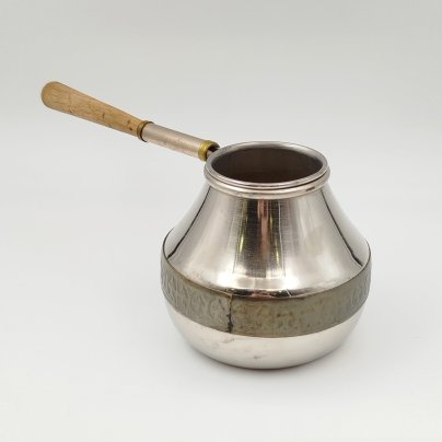 Турка с орнаментальным декором