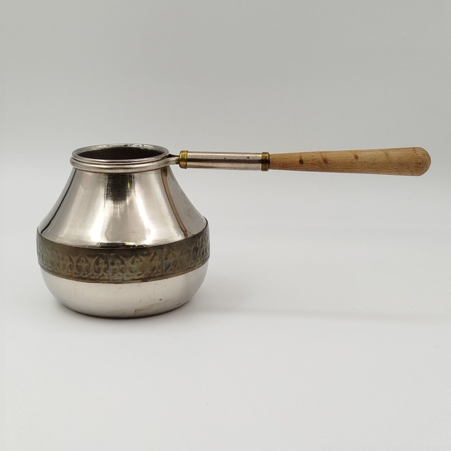 Турка с орнаментальным декором