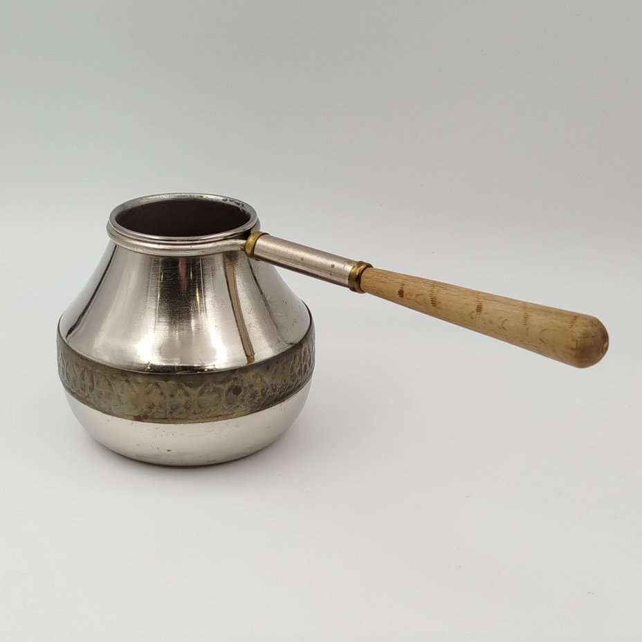 Турка с орнаментальным декором