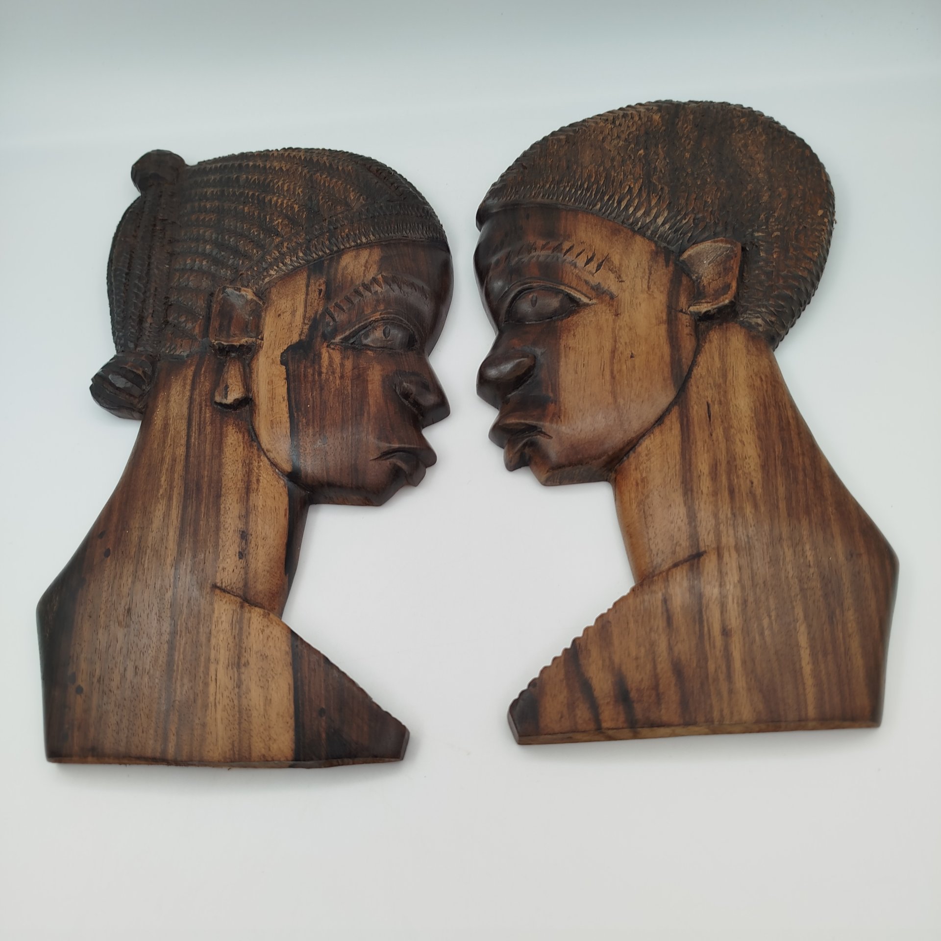 Барельефы настенные представителей африканских племён