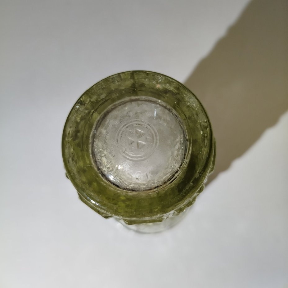 Ваза для цветов с рельефным геометрическим декором, стекло, Уршельский стеклозавод имени 10-й годовщины Октября, СССР, 1960-1980 гг.