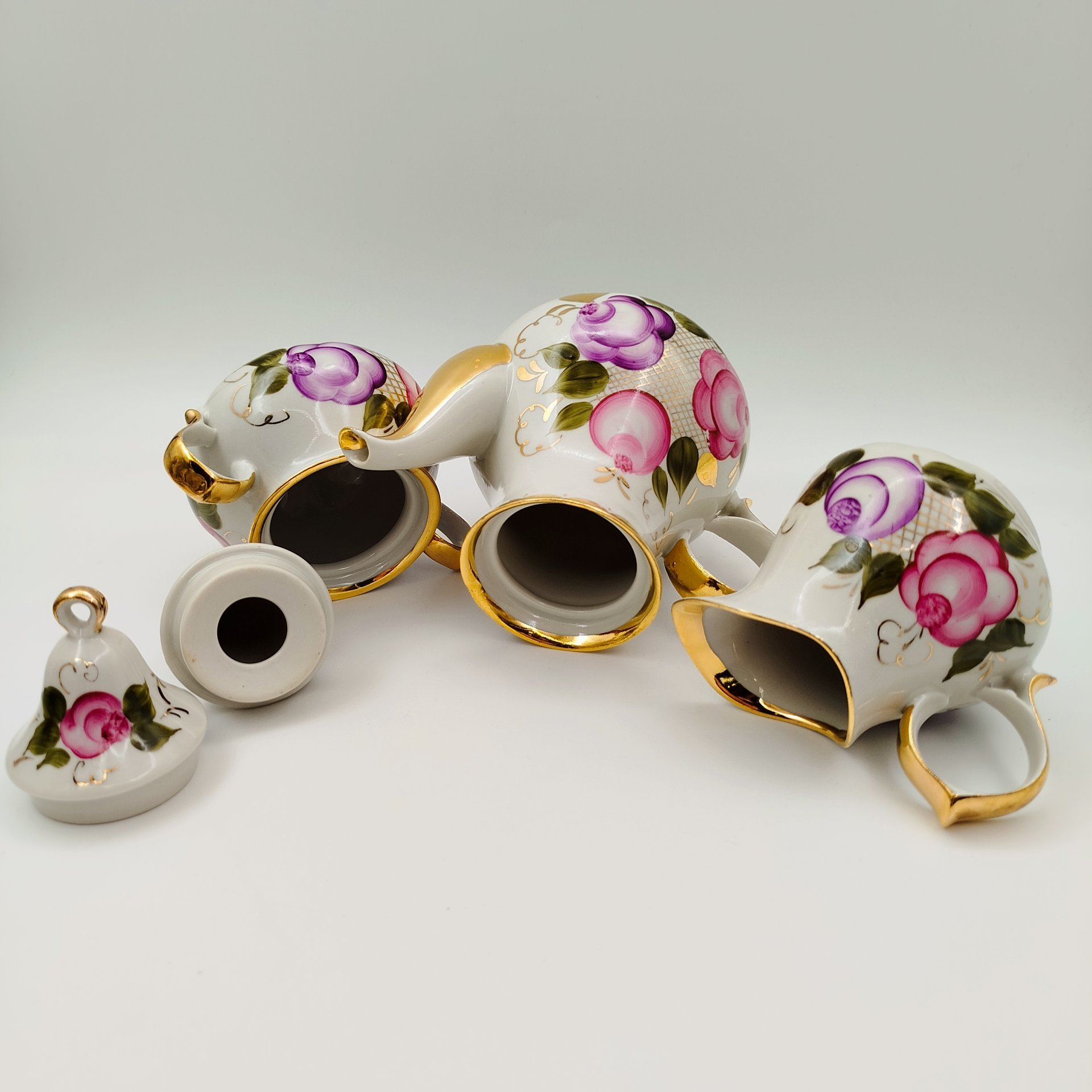 Сервиз кофейный с цветочным декором на 6 персон (15 предметов)