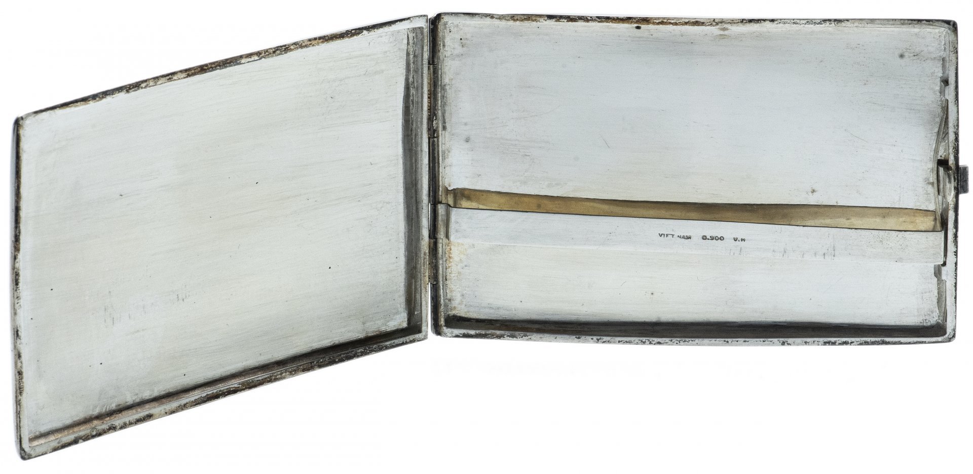 Портсигар с изображением пейзажей, серебро 900 пр., Вьетнам, 1960-1970 гг.