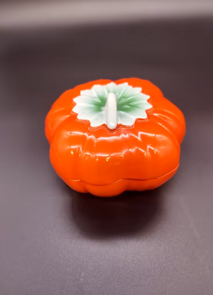 Масленка "Помидор", Дмитровский фарфоровый завод (ДФЗ Вербилки)