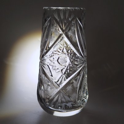 Ваза для цветов с резным декором, хрусталь, алмазная грань, СССР, 1970-1990 гг.