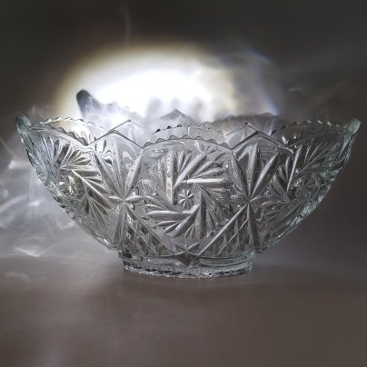 Конфетница в форме ладьи с растительным декором, стекло, пресс, СССР, 1970-1990 гг.