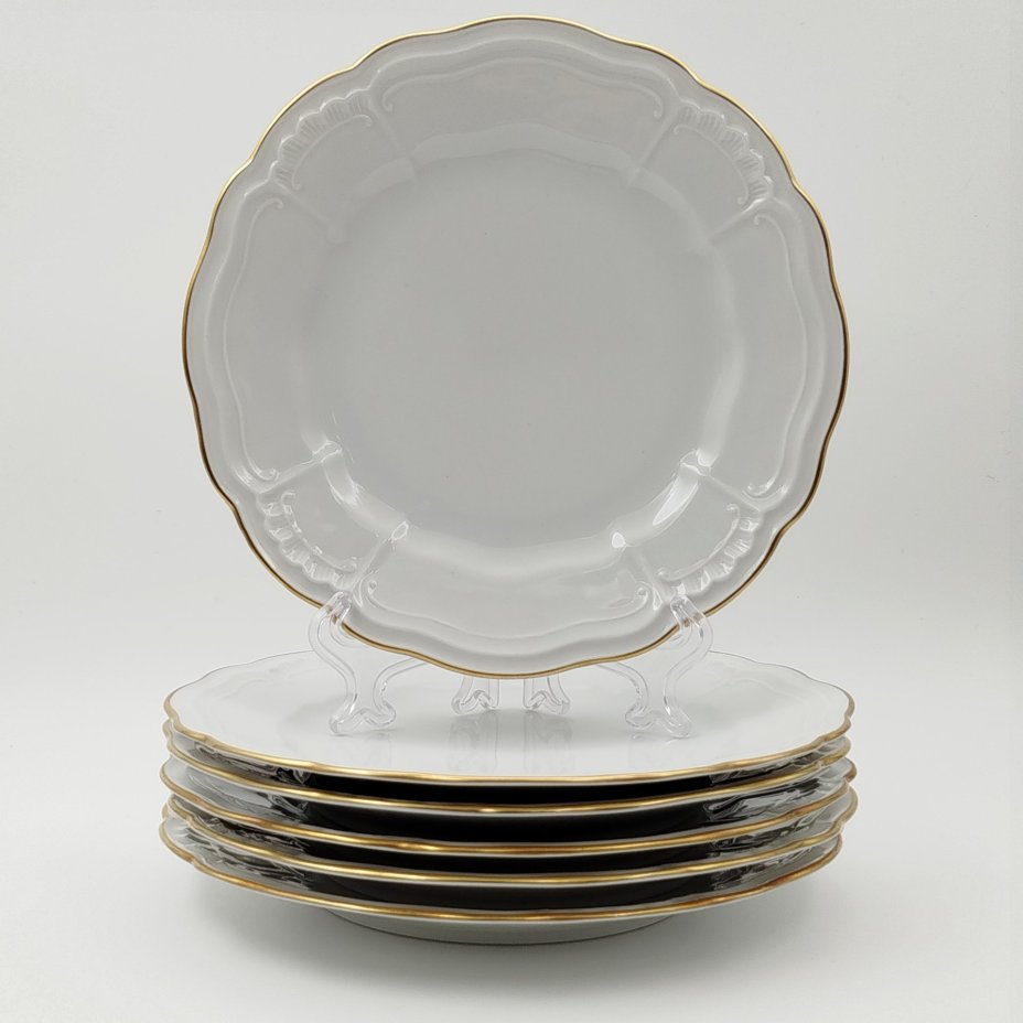 Набор десертных тарелок с рельефным декором на 6 персон, Retsch & Co., Wunsiedel, фарфор, золочение, Германия, 1960-1980 гг.