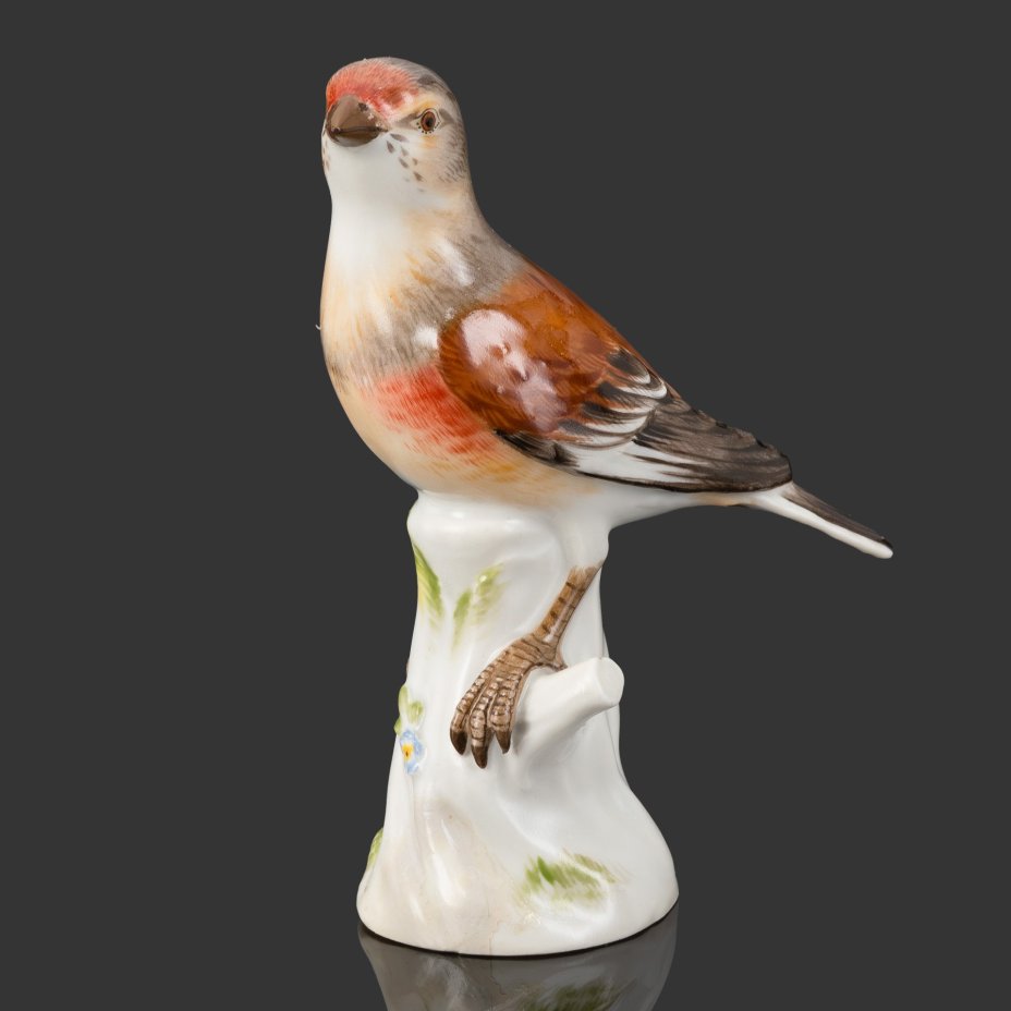 Статуэтка "Зяблик на стволе дерева", по модели Иоганна Иоахима Кендлера, фарфор, роспись, Meissen (Мейсенский фарфор), Германия, 1910-1940 гг.