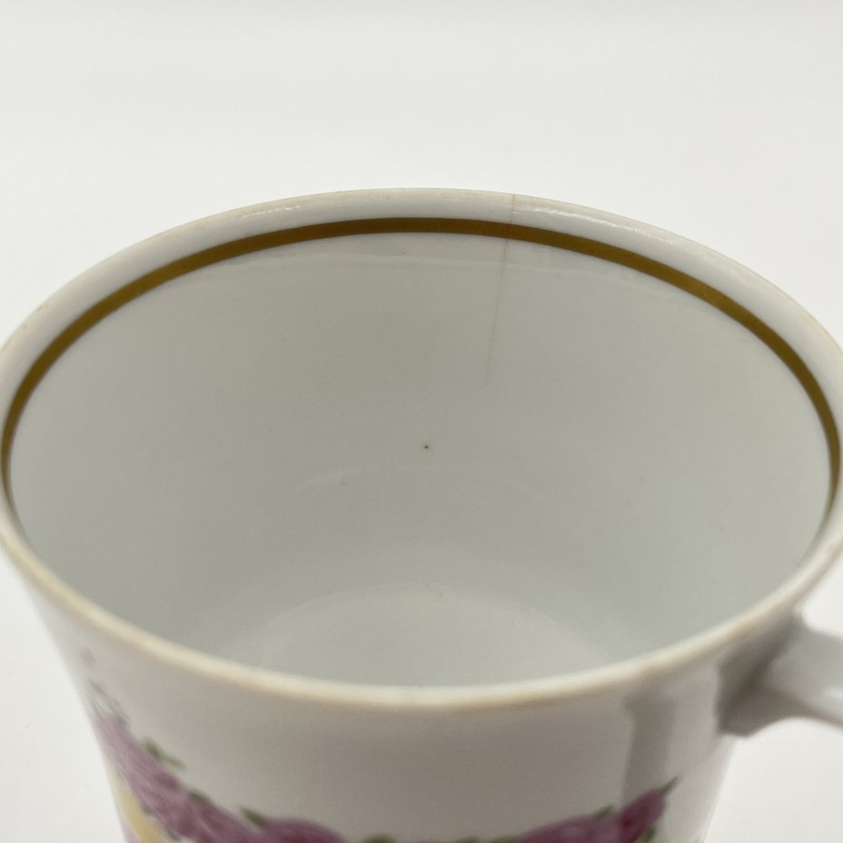 Сервиз чайно-кофейный на 5 персон (12 предметов), украшенный цветочным декором, фарфор, деколь, золочение, Graf Von Henneberg Porzellan, 1777 Jlmenau, ГДР, 1973-1977 гг.