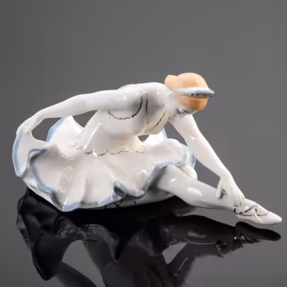 Статуэтка "Балерина", скульптор Т. Морозова, Полонский завод художественной керамики (Полонное ЗХК)