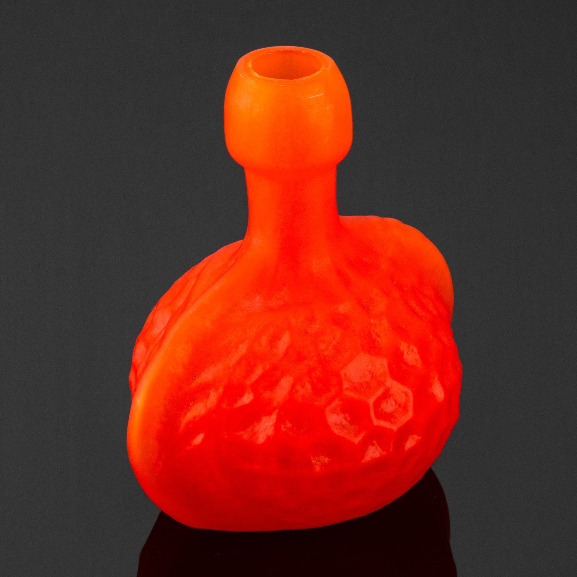 Ваза миниатюрная оранжевого оттенка в стиле модерн