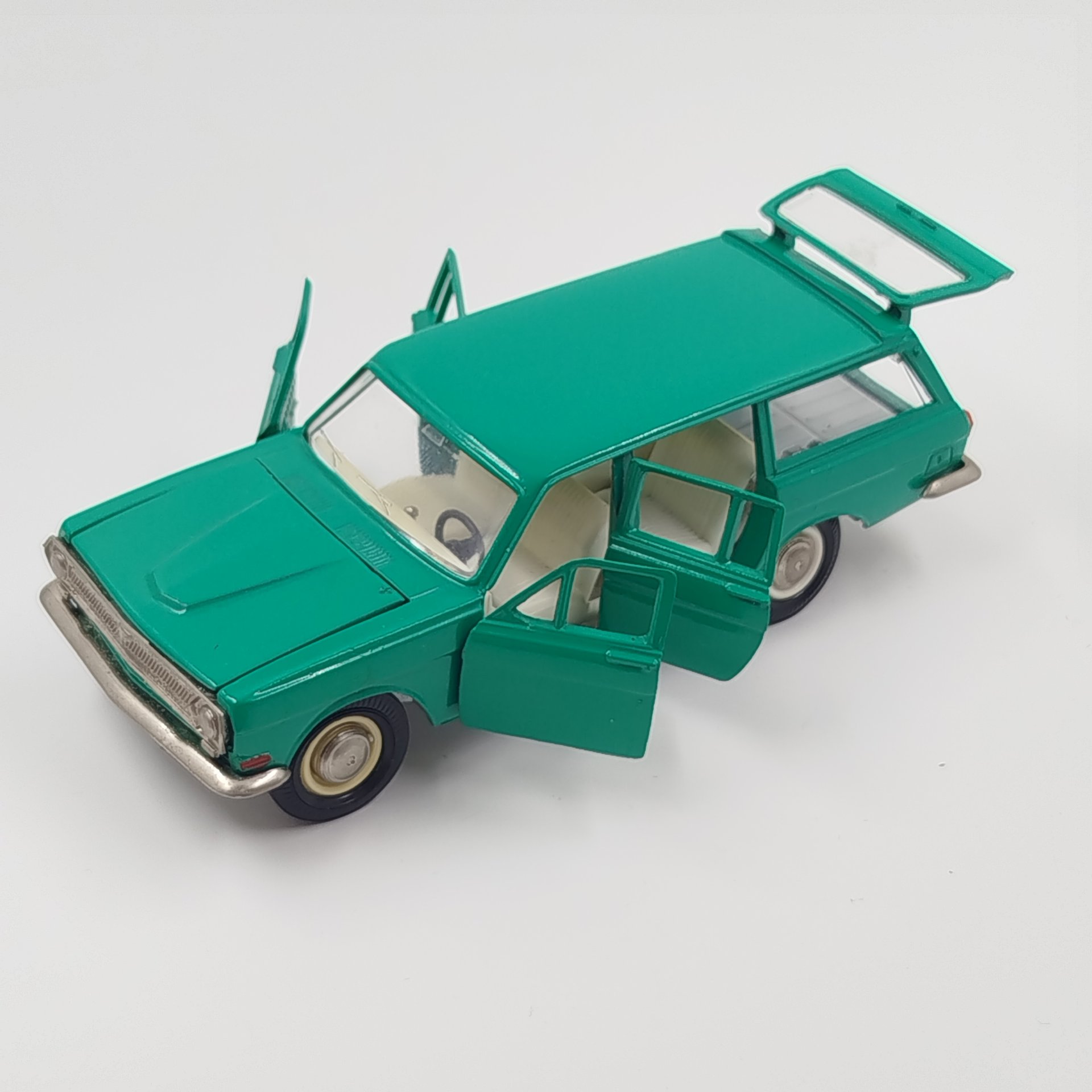 Модель автомобиля "ГАЗ 2402" (Волга), в масштабе 1:43 — фото 5