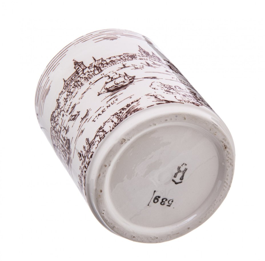 Чашка чайная с крышкой, фарфор, деколь, дерево, мануфактура "Hertwig&Co", Германия, 1968-1990 гг., Hertwig & Co.