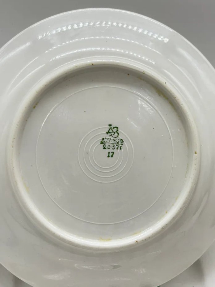 Пара тарелок "Петушок" с декором в виде иллюстрации, фарфор, деколь, Дулевский фарфоровый завод (Дулёво), СССР, 1957 г.