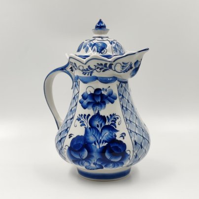 Чайник (кофейник) с цветочным декором, Гжельский фарфоровый завод