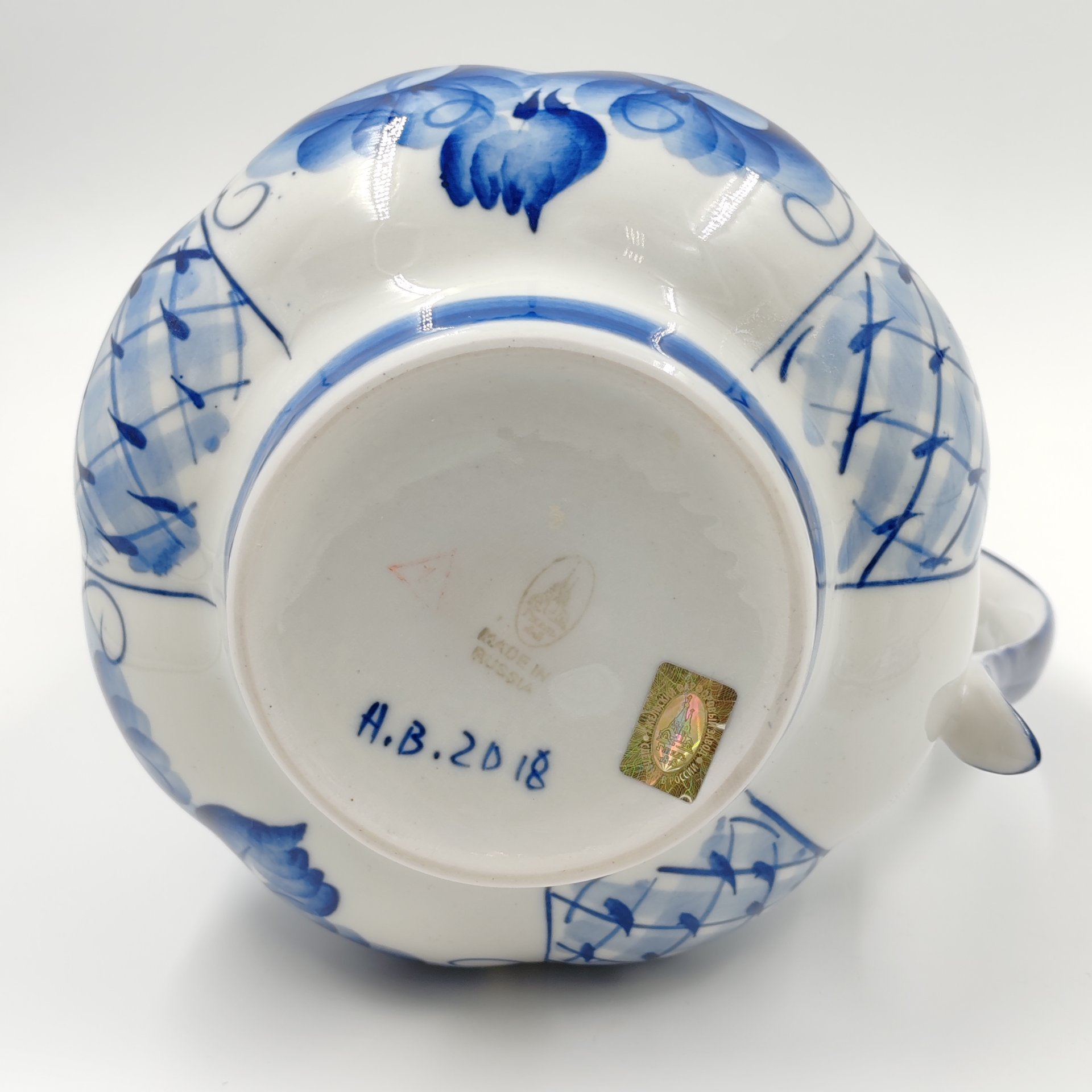 Чайник (кофейник) с цветочным декором, Гжельский фарфоровый завод